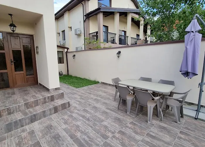 Guest house Casa Amy 3*