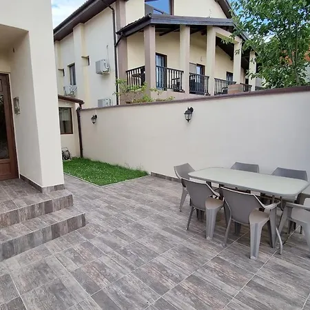 Guest house Casa Amy 3*